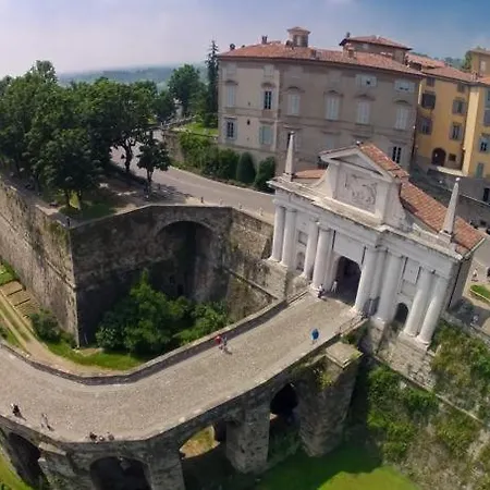 Apartment 3 Star A Bergamo