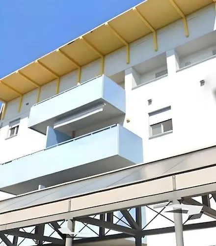 Apartment 3 Star A *